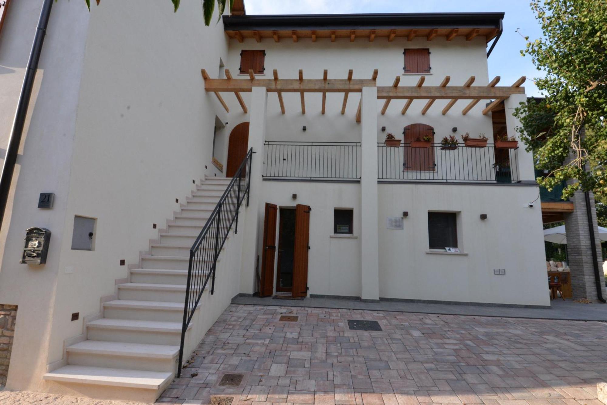 Casa Dei Colli Hotel Monzambano Exterior photo